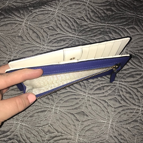 Kate Spade Wallet - Picture 4 of 4